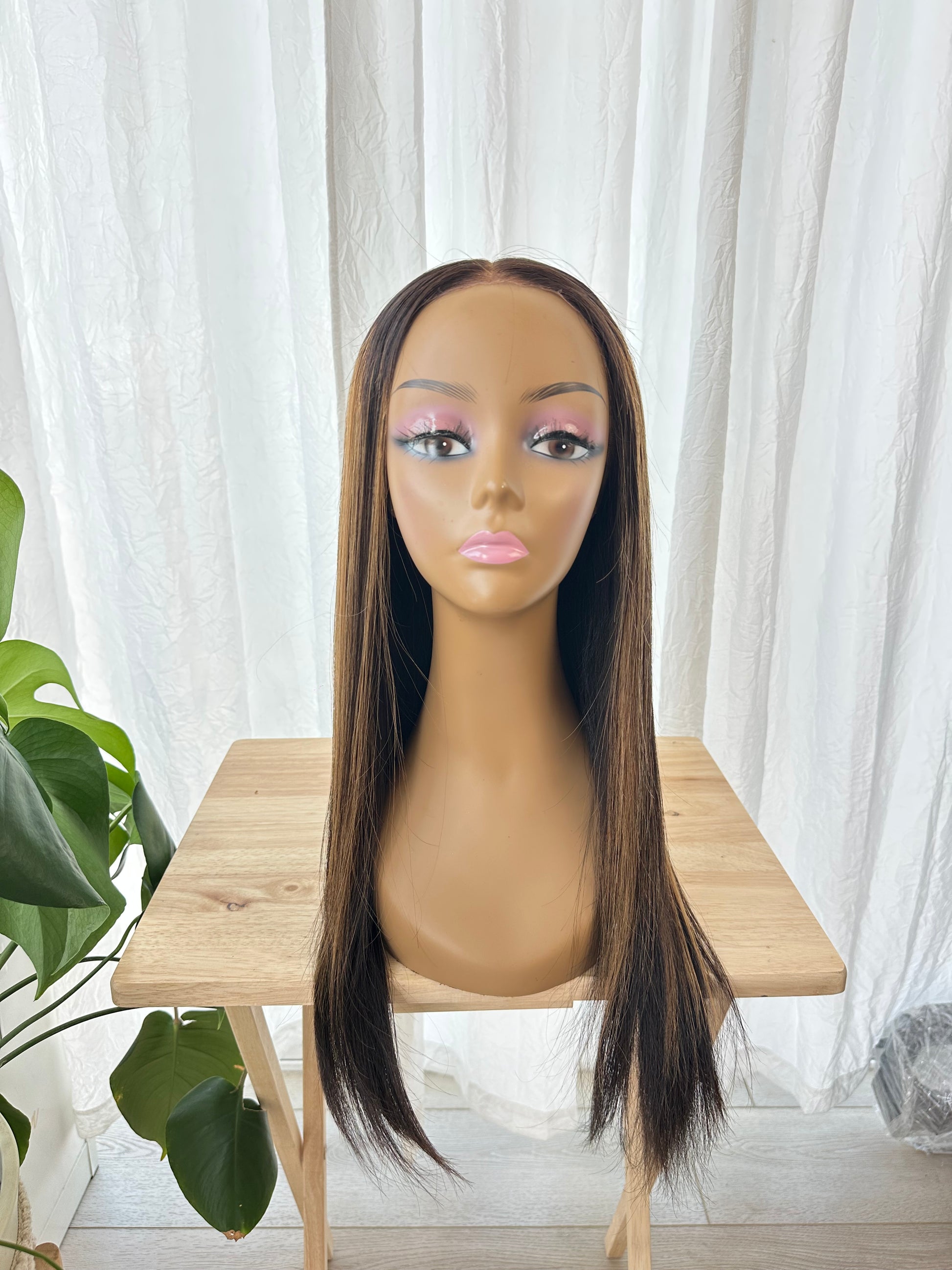 Hairvivi Lydia