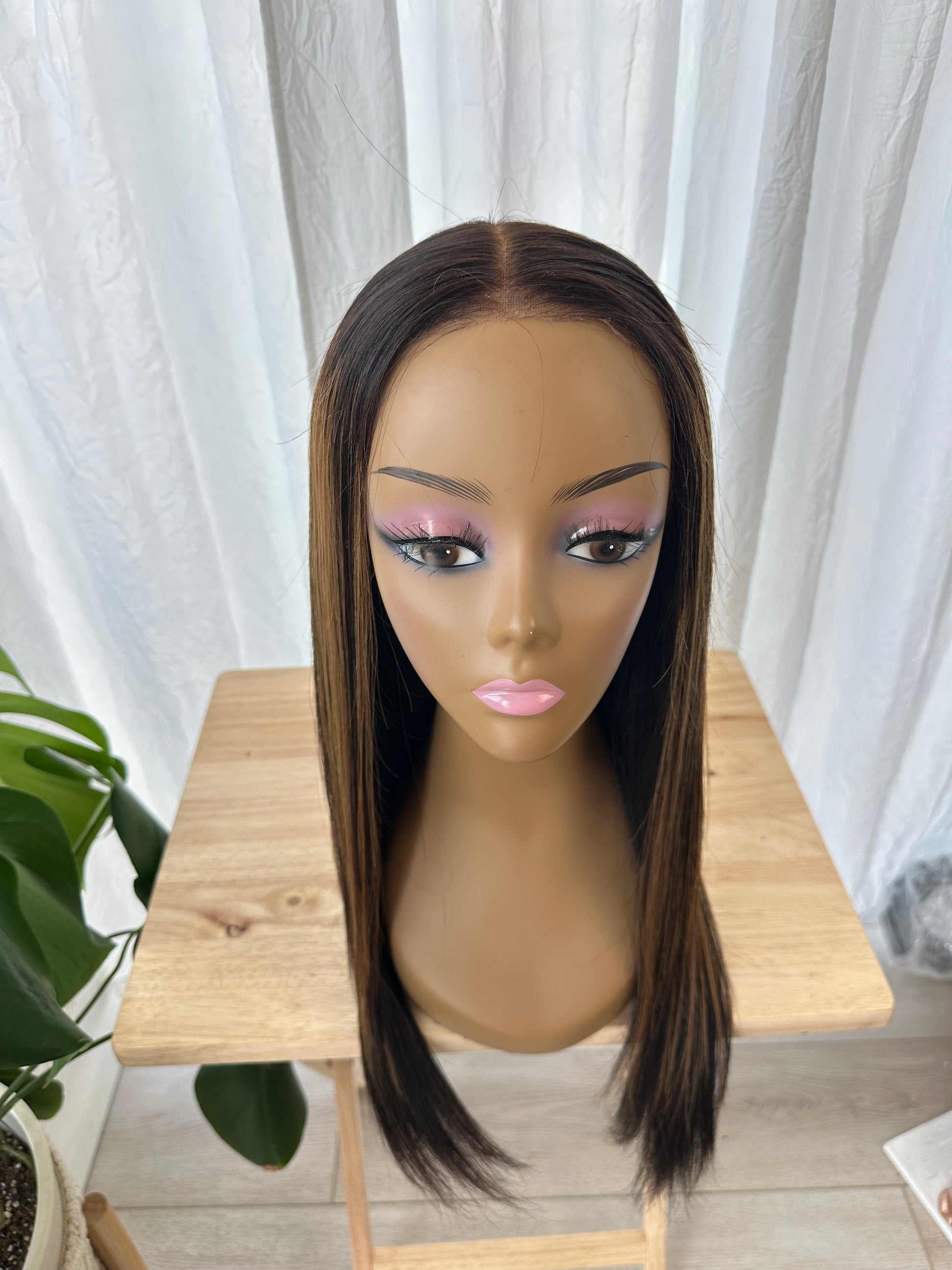 Hairvivi Lydia