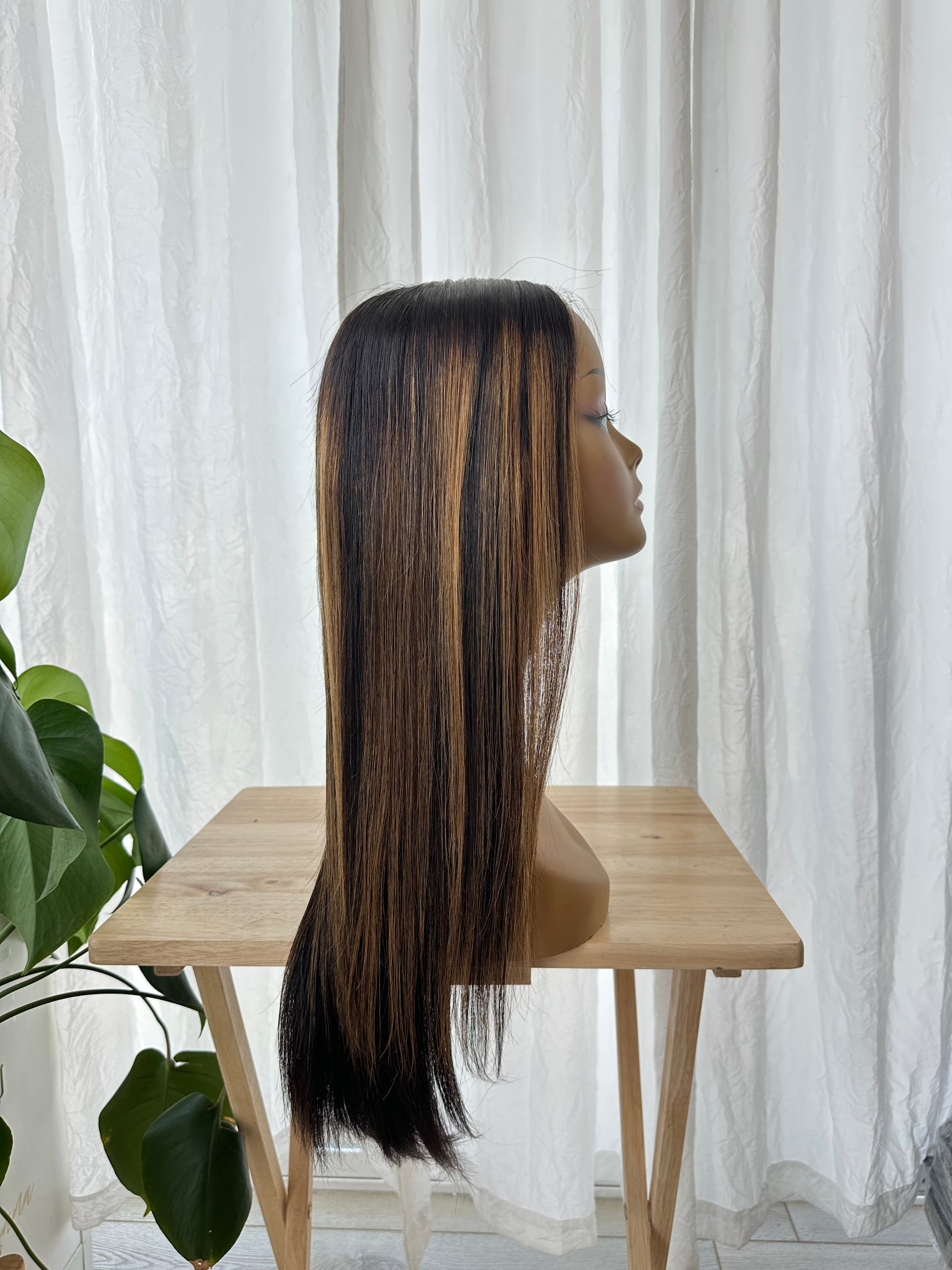 Hairvivi Lydia